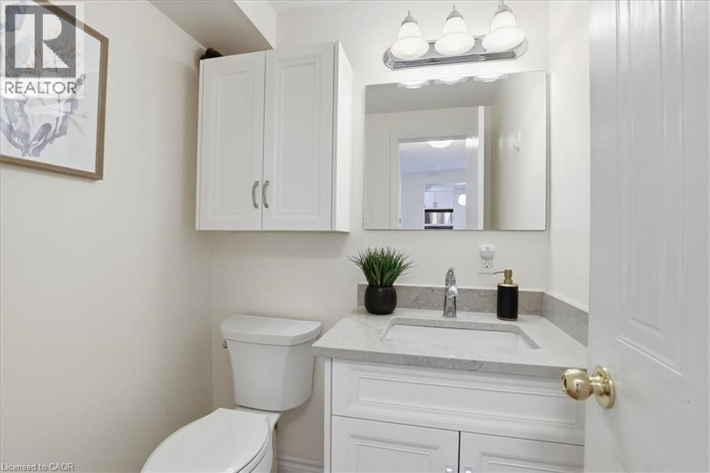 530 ROSEMEADOW CRESCENT Image 10