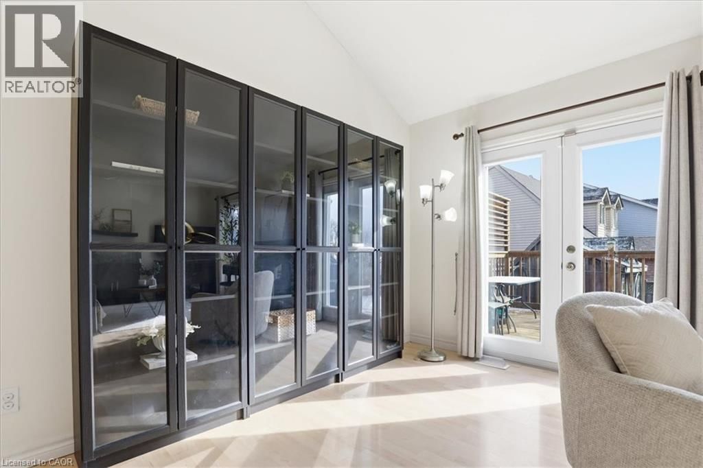 530 ROSEMEADOW CRESCENT Image 17