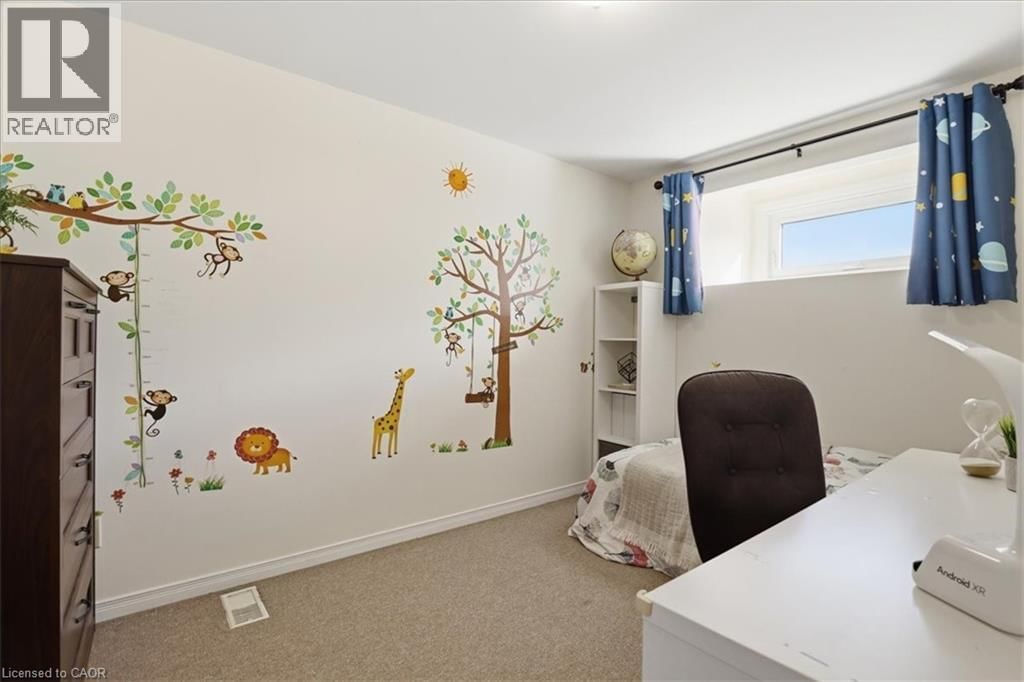 530 ROSEMEADOW CRESCENT Image 23