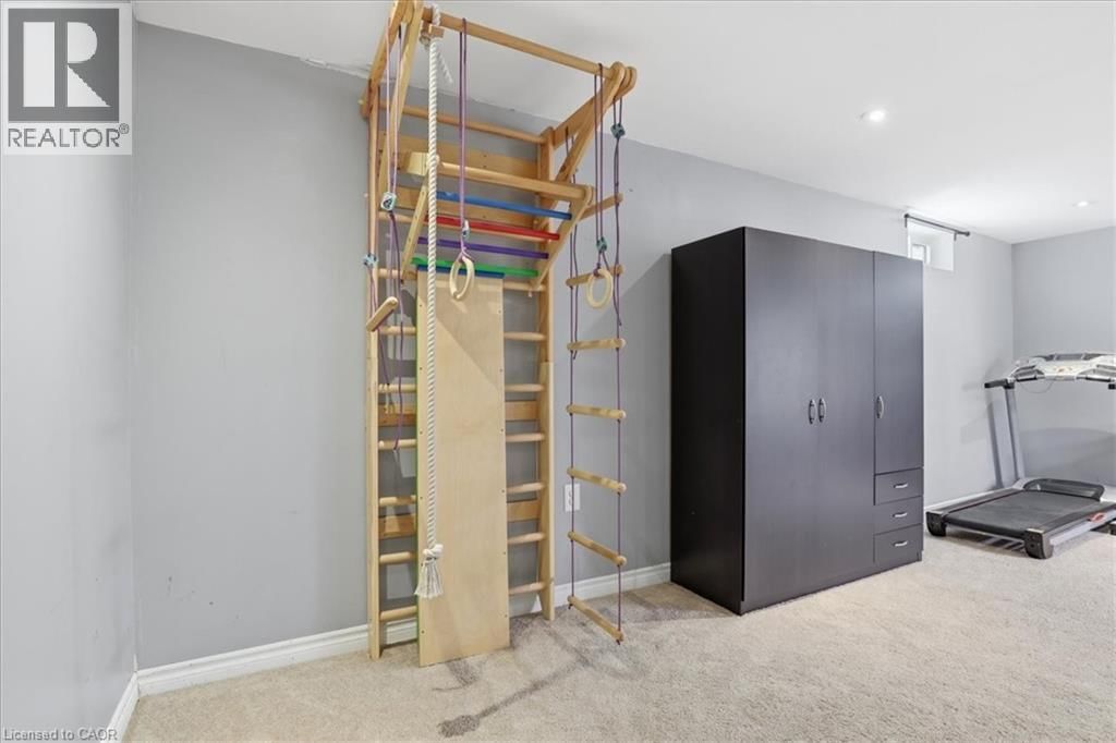 530 ROSEMEADOW CRESCENT Image 29