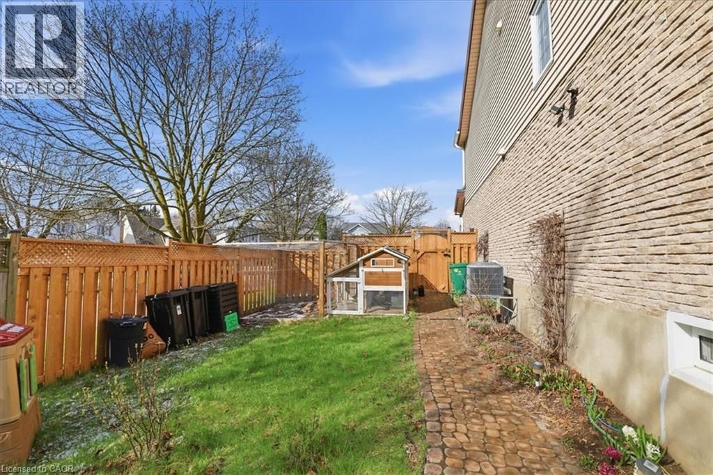 530 ROSEMEADOW CRESCENT Image 36