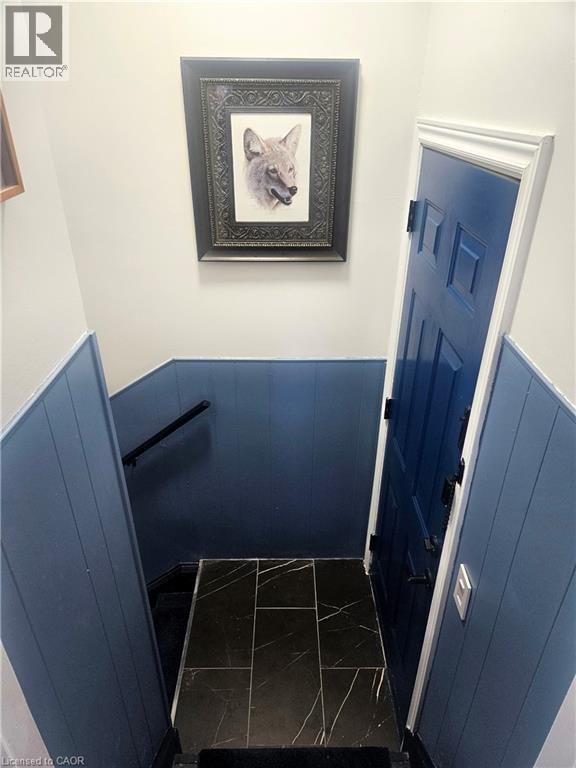 34 CHRISTOPHER DRIVE Image 15