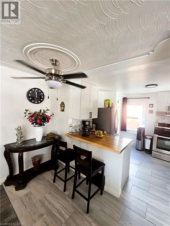 34 CHRISTOPHER DRIVE Image 6