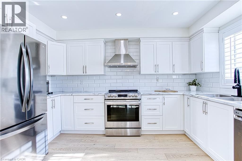 32 HUDSON DRIVE Image 3