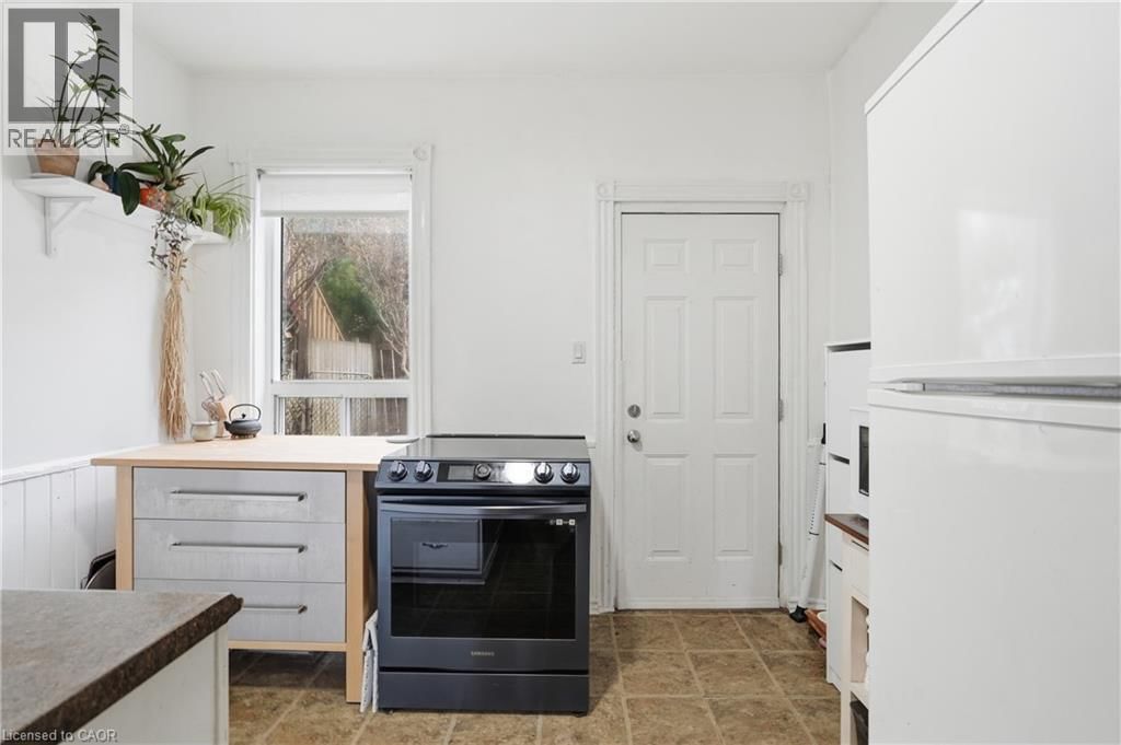 309 MARY STREET Image 10