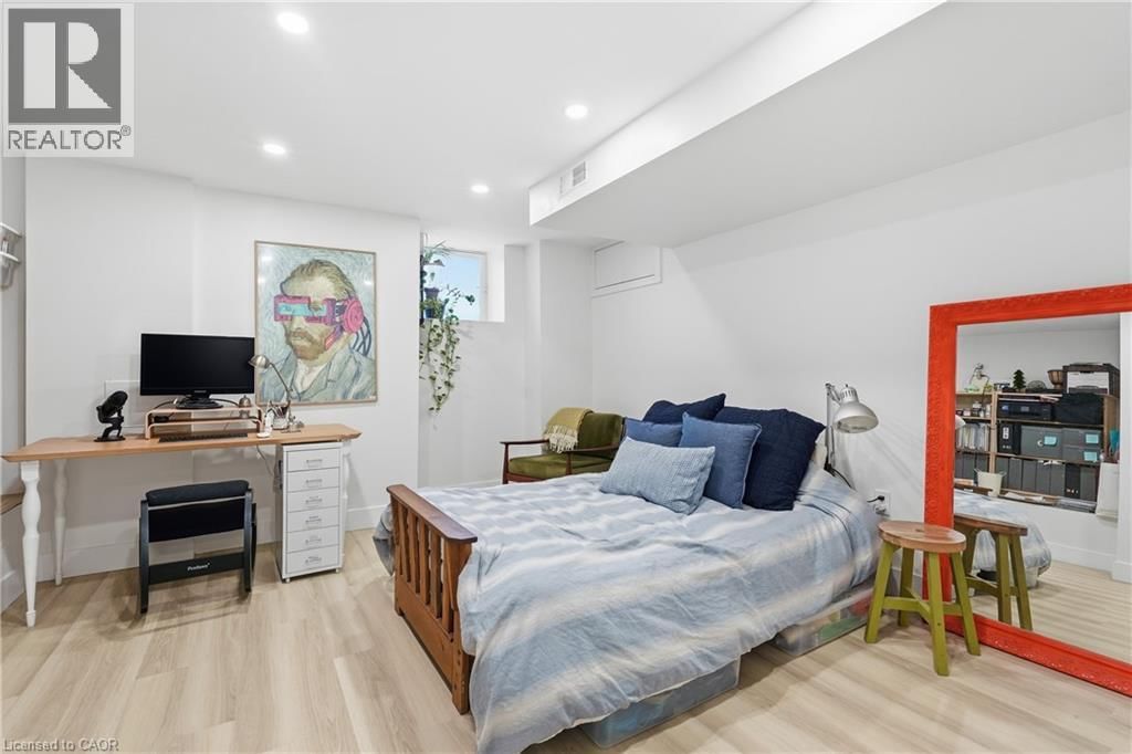 309 MARY STREET Image 20