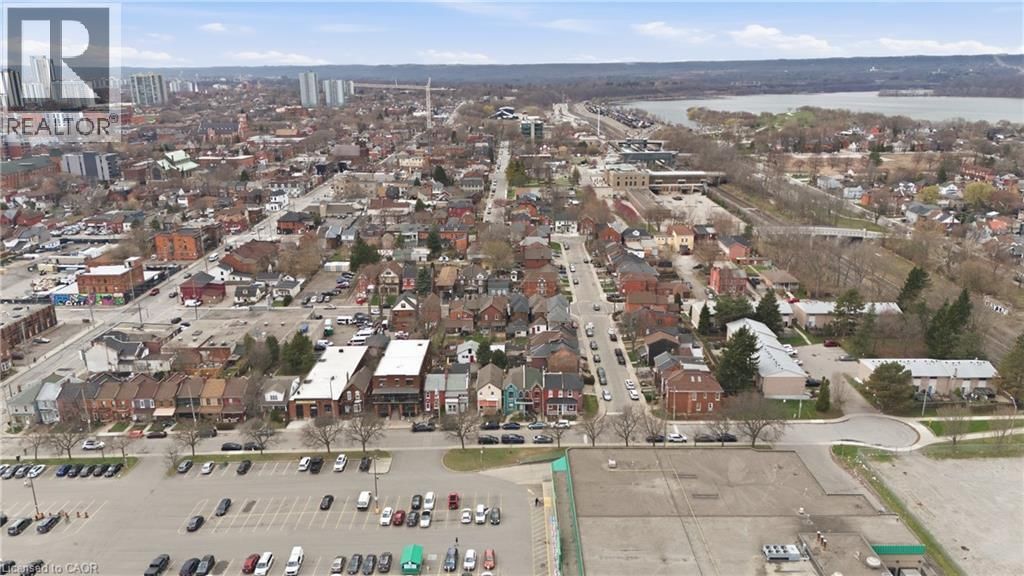 309 MARY STREET Image 29