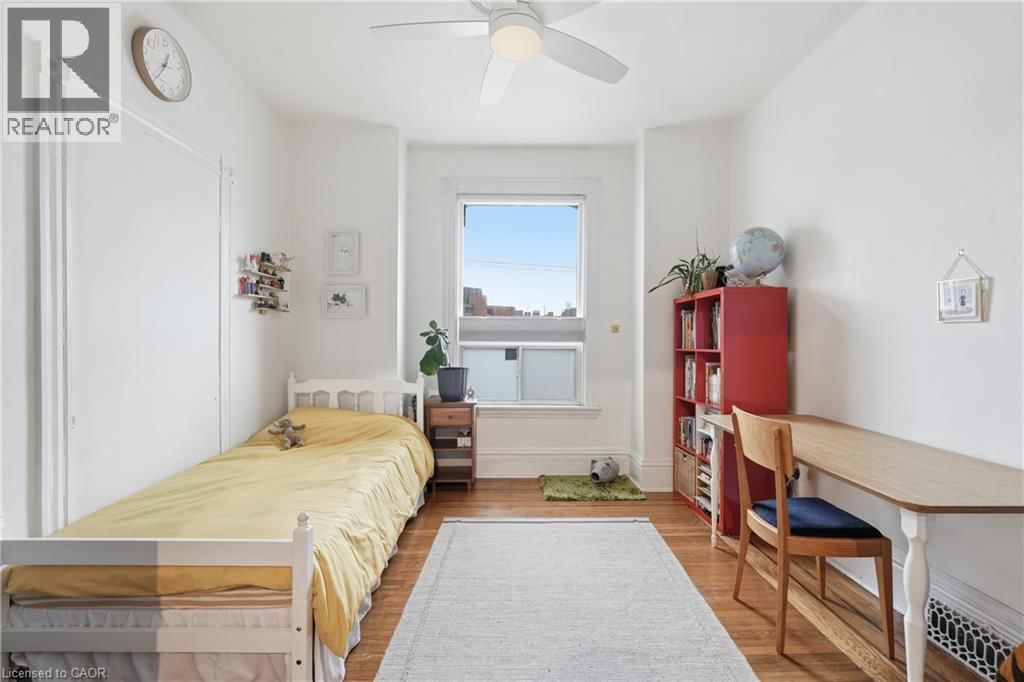 309 MARY STREET Image 7