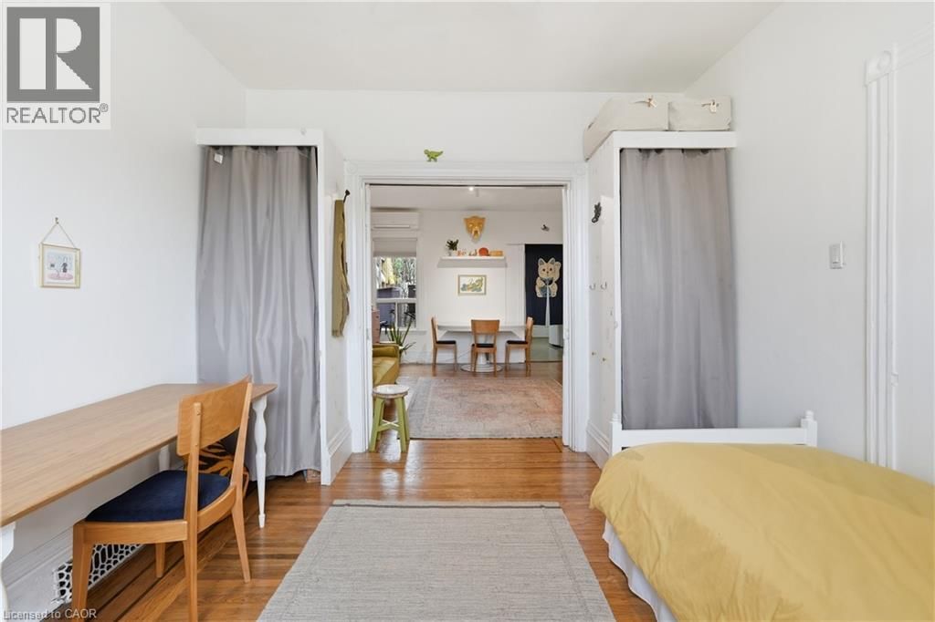 309 MARY STREET Image 9