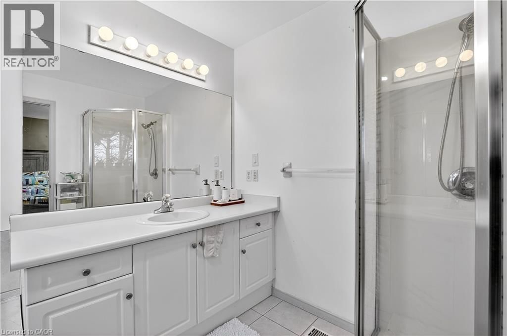 W - 380 HIGHLAND ROAD Image 17