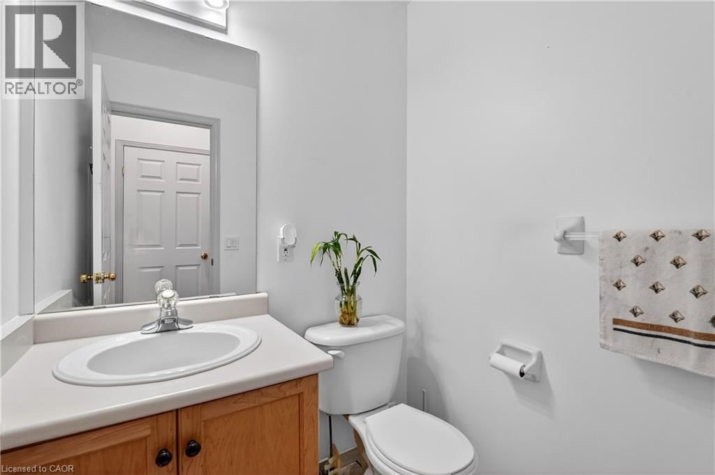 W - 380 HIGHLAND ROAD Image 21