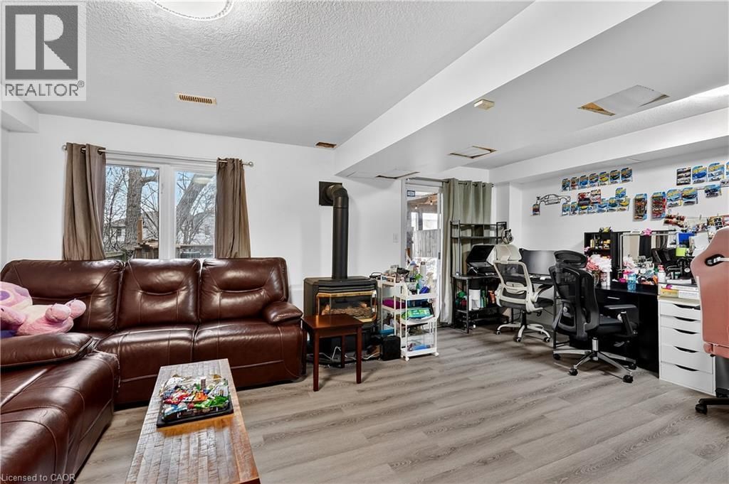 W - 380 HIGHLAND ROAD Image 23