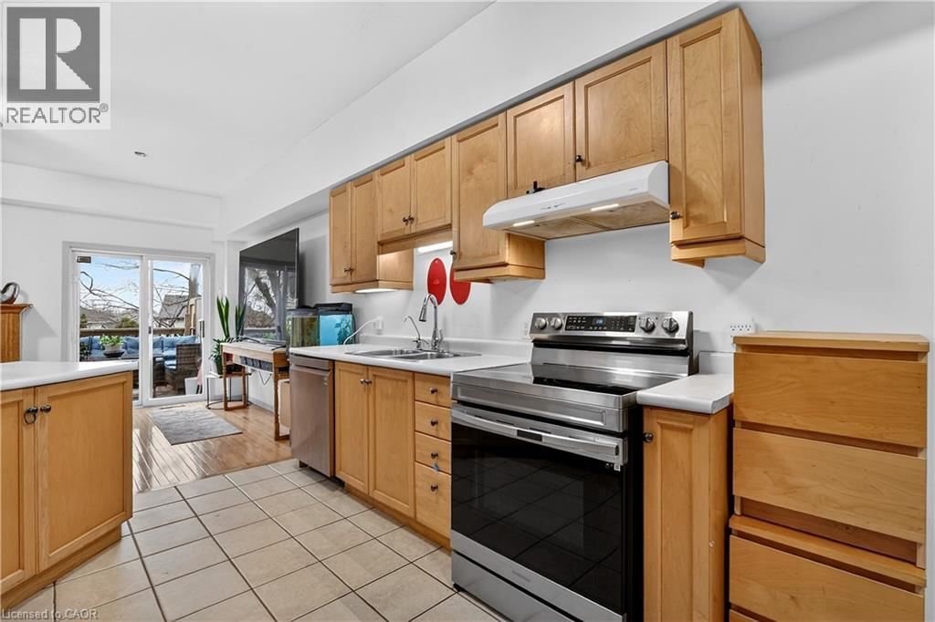 W - 380 HIGHLAND ROAD Image 7