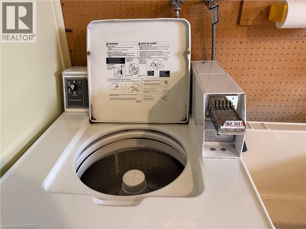 3 - 36 GRAHAM AVENUE Image 26