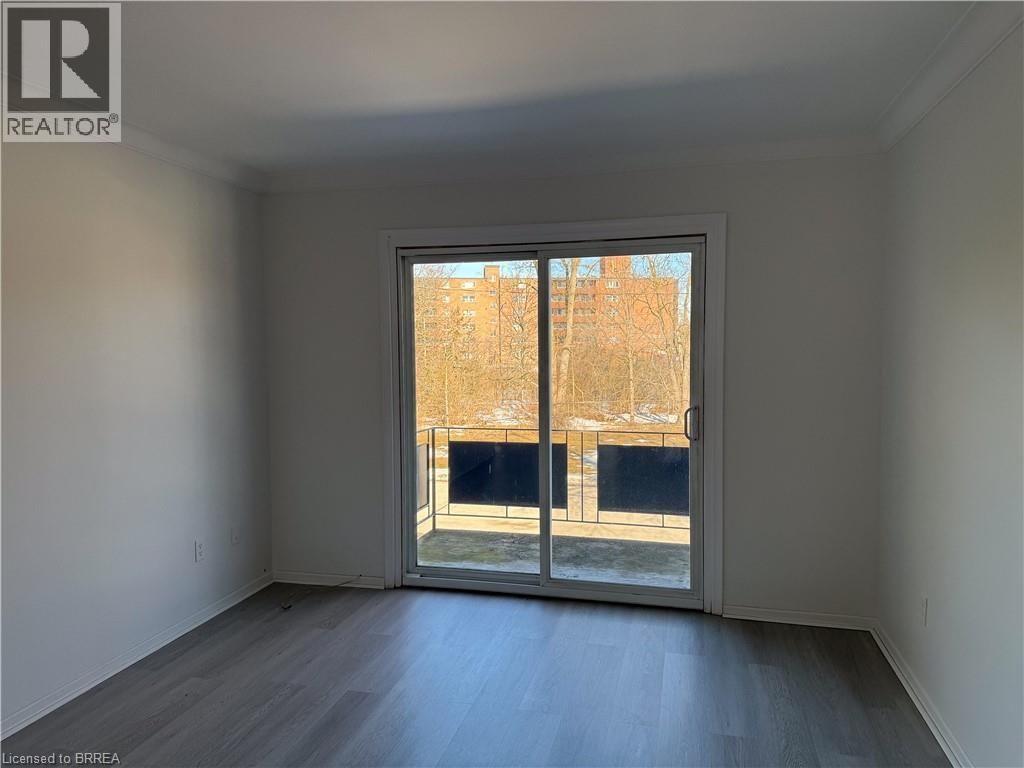 3 - 36 GRAHAM AVENUE Image 9