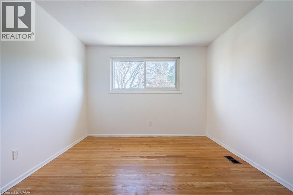 9 DIANNE COURT Image 24