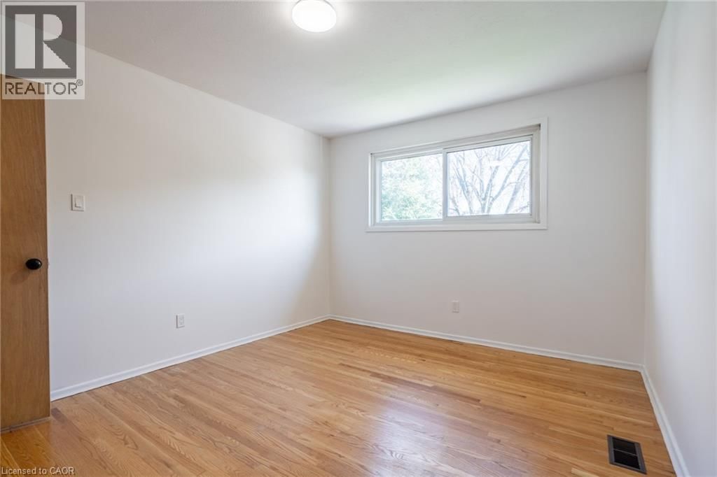 9 DIANNE COURT Image 26