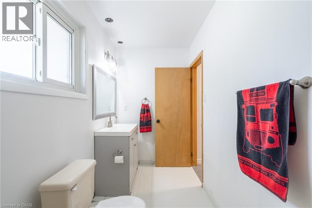 9 DIANNE COURT Image 29