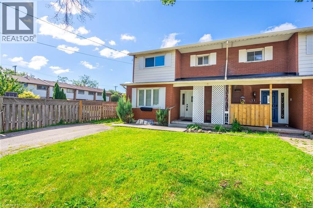 9 DIANNE COURT Image 3