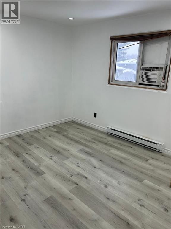 744 PARKVIEW CRESCENT Image 14