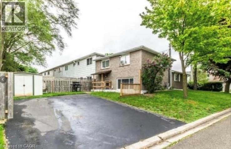 744 PARKVIEW CRESCENT Image 4