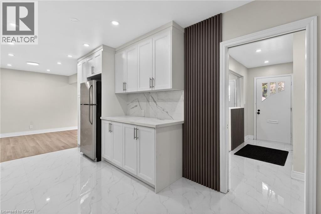 53 NICKLIN CRESCENT Image 15