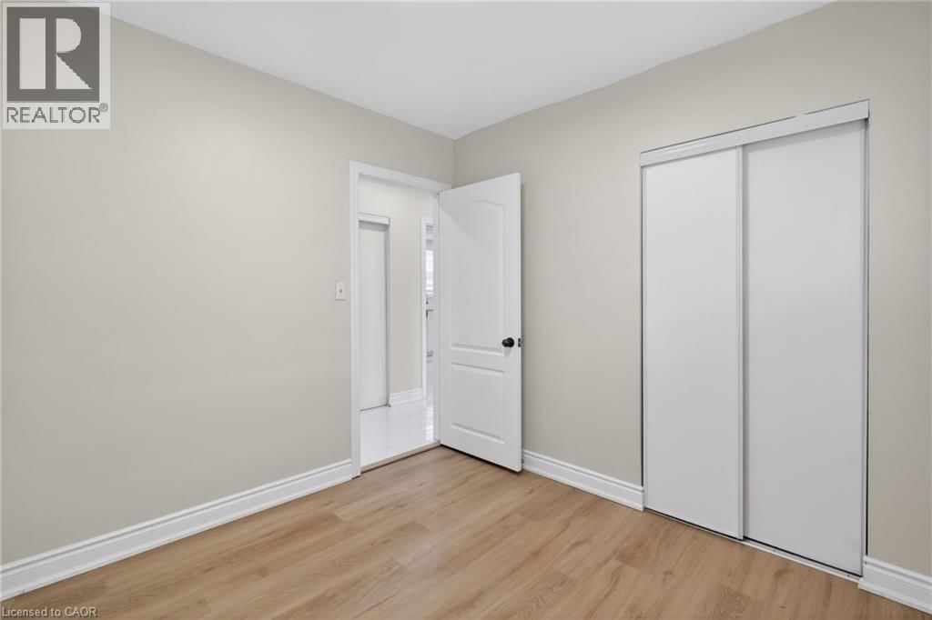 53 NICKLIN CRESCENT Image 23