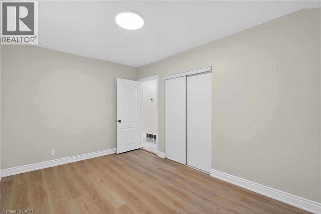 53 NICKLIN CRESCENT Image 30