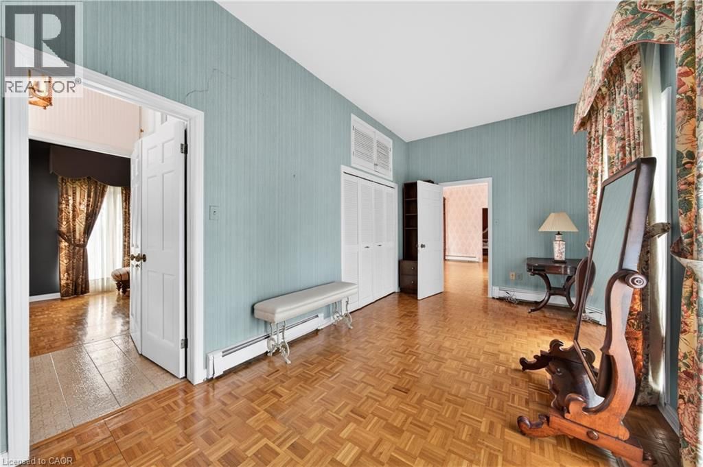 213 STONE CHURCH ROAD WEST Image 25