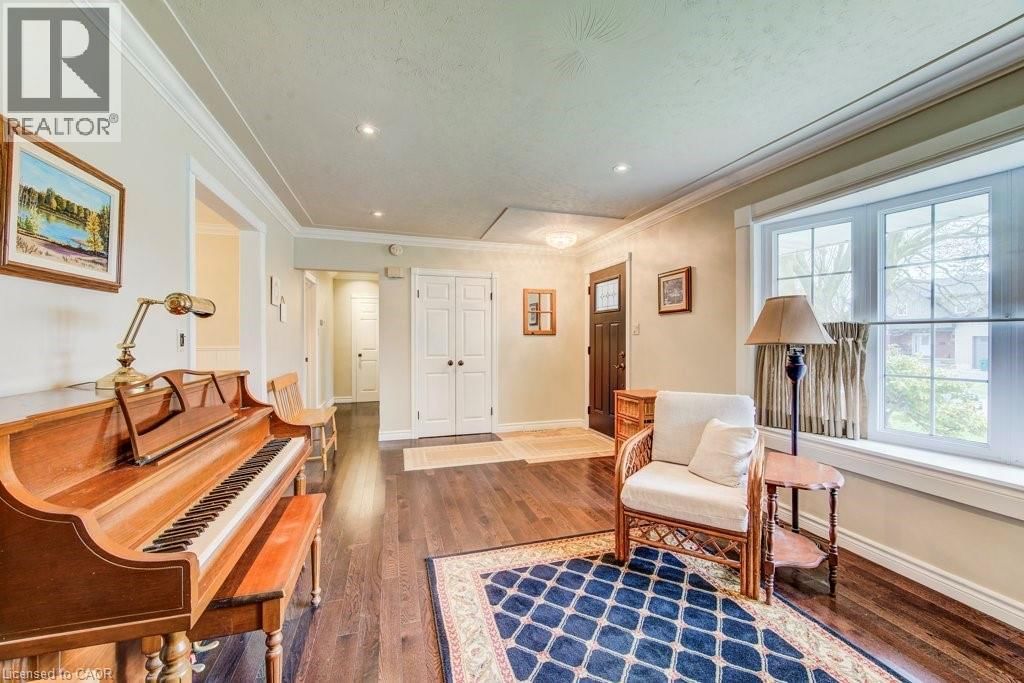 8 BLUEJAY ROAD Image 12