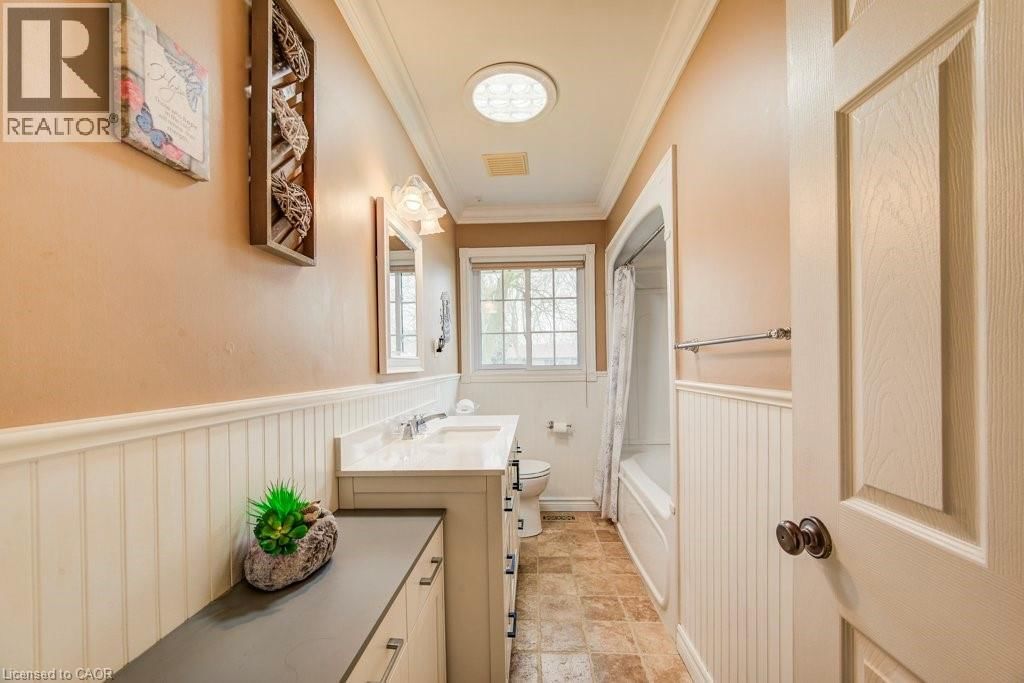 8 BLUEJAY ROAD Image 14