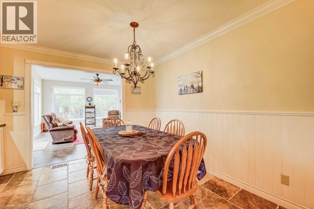 8 BLUEJAY ROAD Image 19