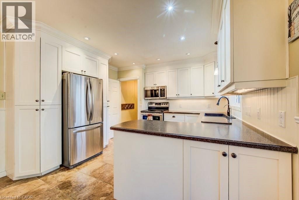 8 BLUEJAY ROAD Image 22