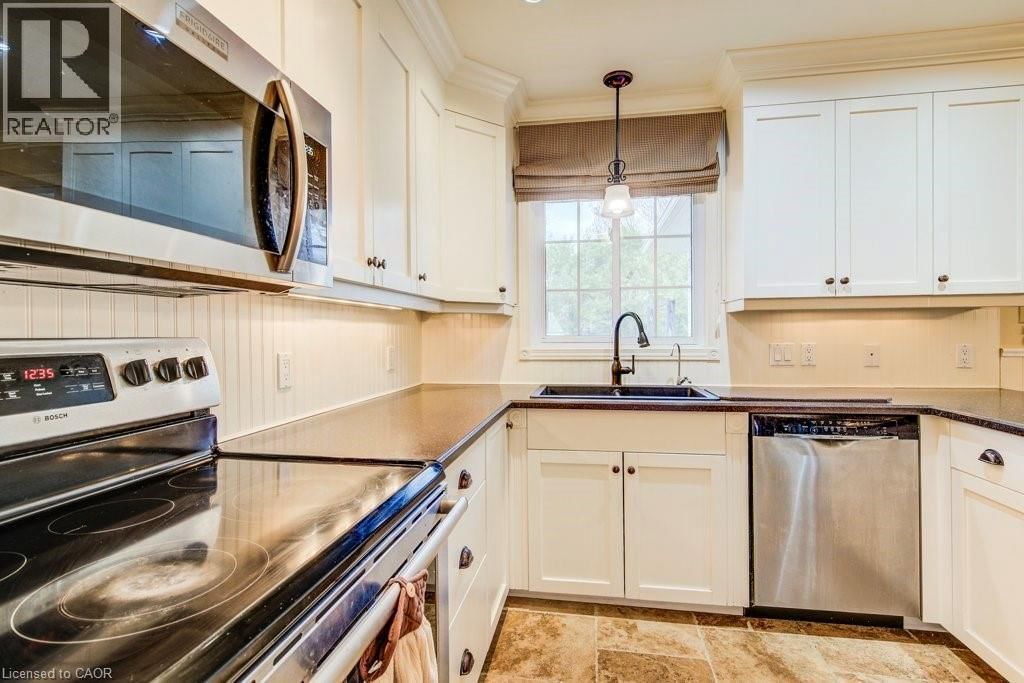 8 BLUEJAY ROAD Image 24