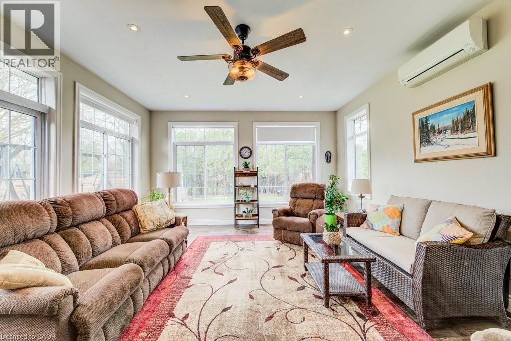 8 BLUEJAY ROAD Image 28