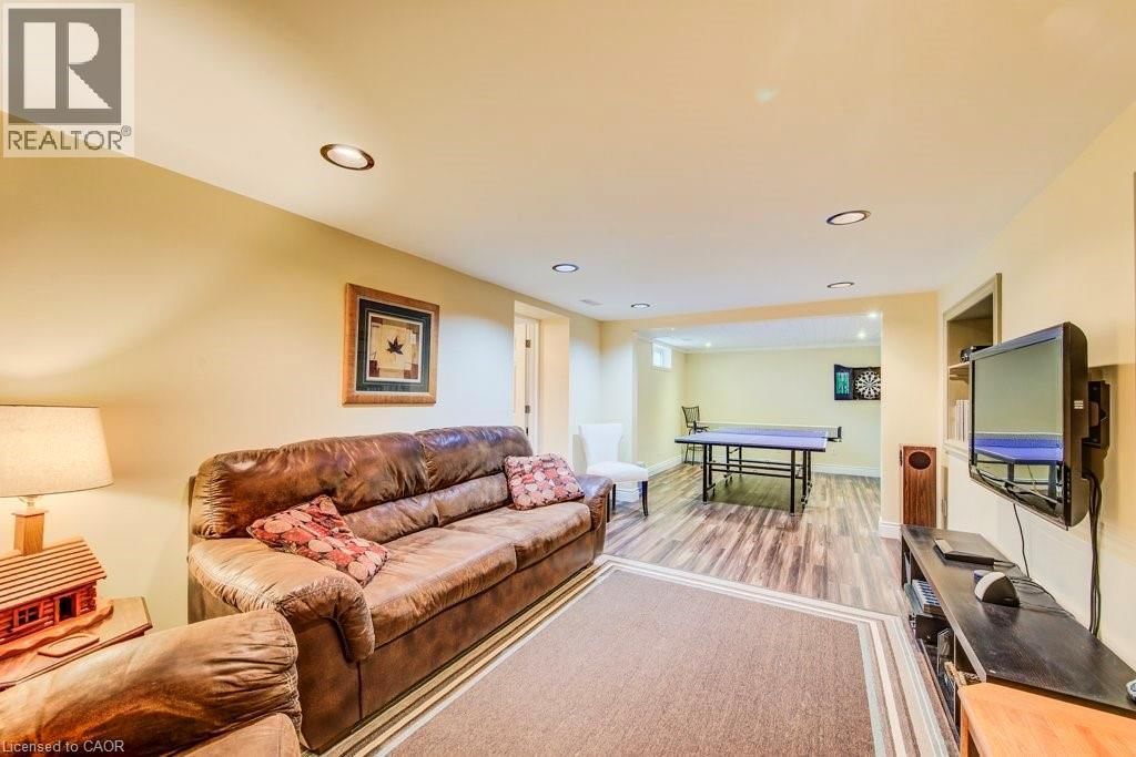 8 BLUEJAY ROAD Image 31