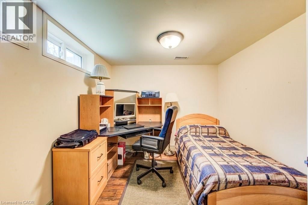 8 BLUEJAY ROAD Image 36