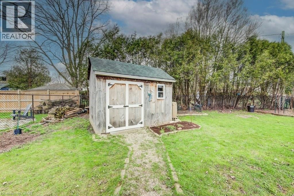 8 BLUEJAY ROAD Image 47