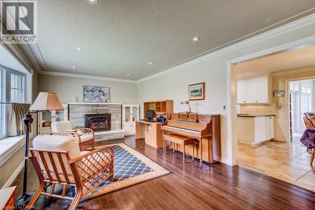 8 BLUEJAY ROAD Image 7