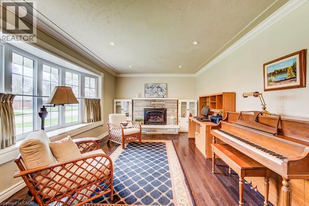 8 BLUEJAY ROAD Image 8