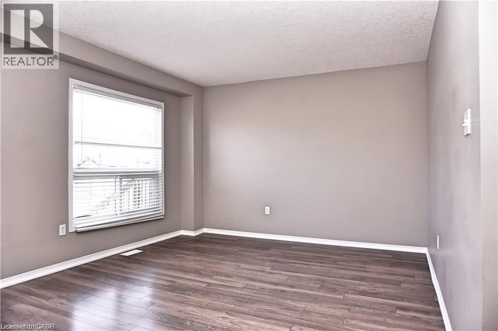 40 MADELEINE STREET Image 25