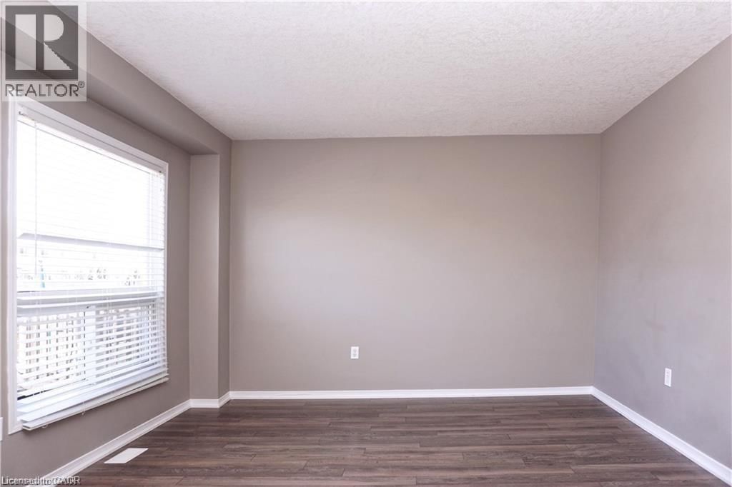 40 MADELEINE STREET Image 26