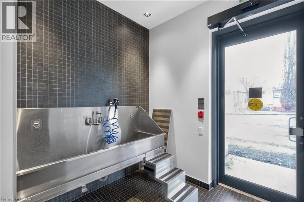 908 - 2088 JAMES STREET Image 30