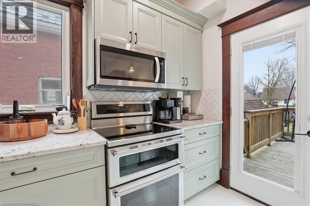 608 ONTARIO STREET Image 13