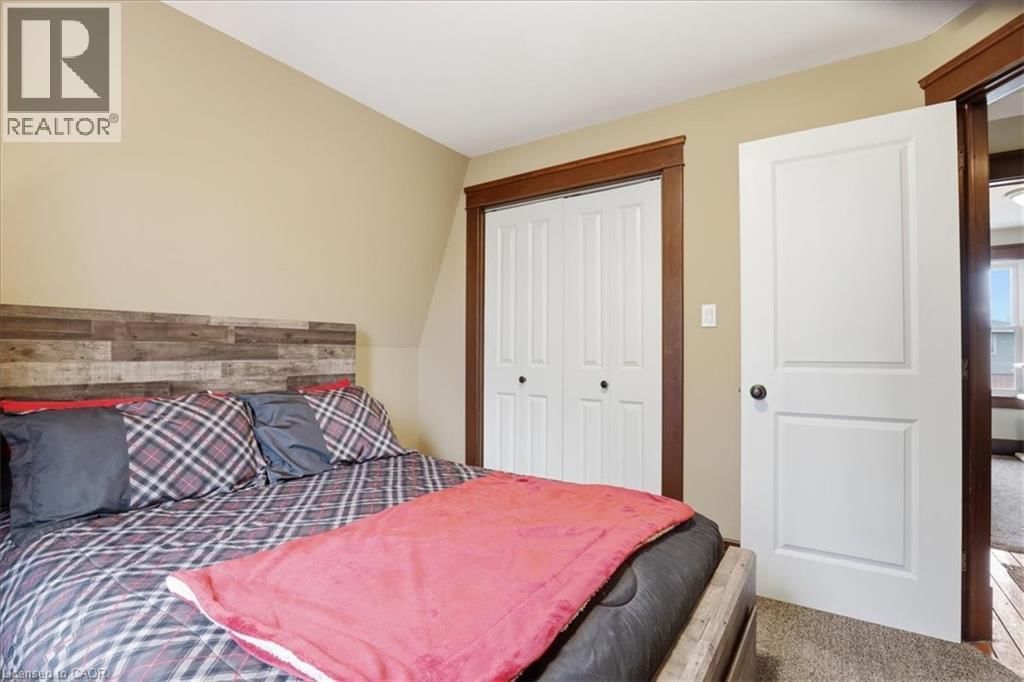 608 ONTARIO STREET Image 20