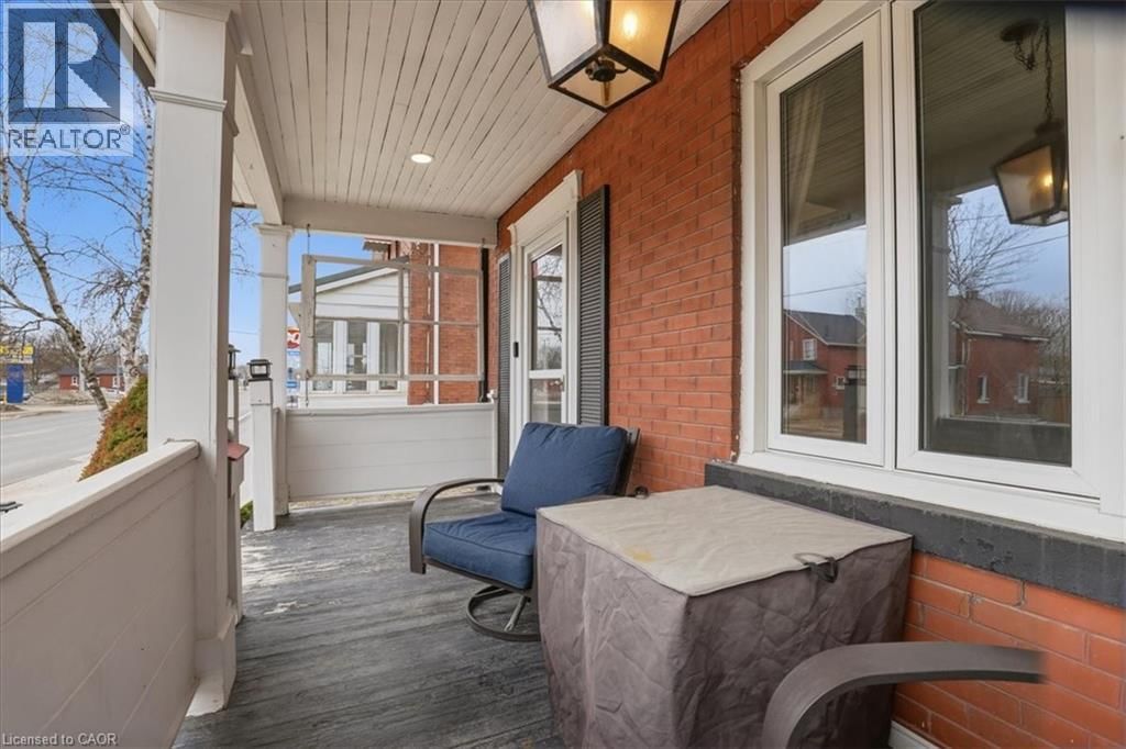 608 ONTARIO STREET Image 34