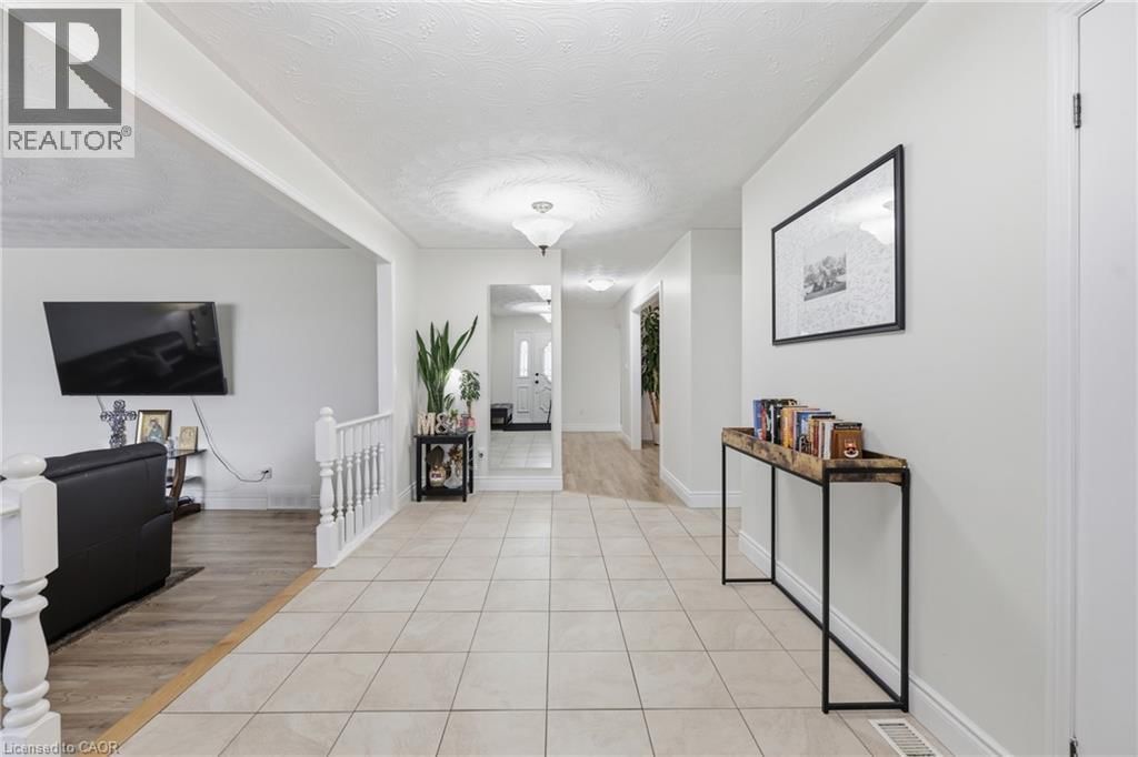 58 KILBOURN AVENUE Image 11