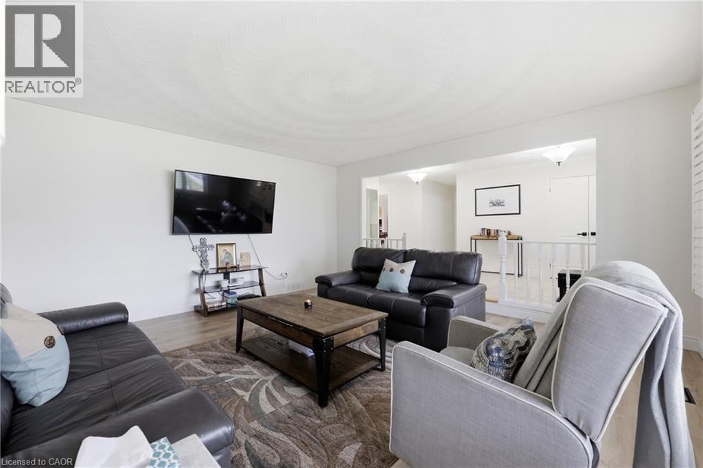 58 KILBOURN AVENUE Image 15