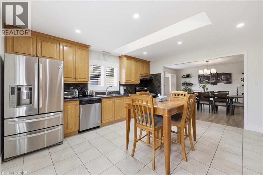 58 KILBOURN AVENUE Image 19