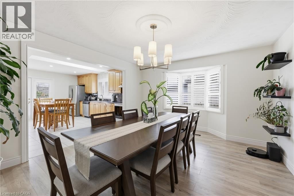 58 KILBOURN AVENUE Image 23